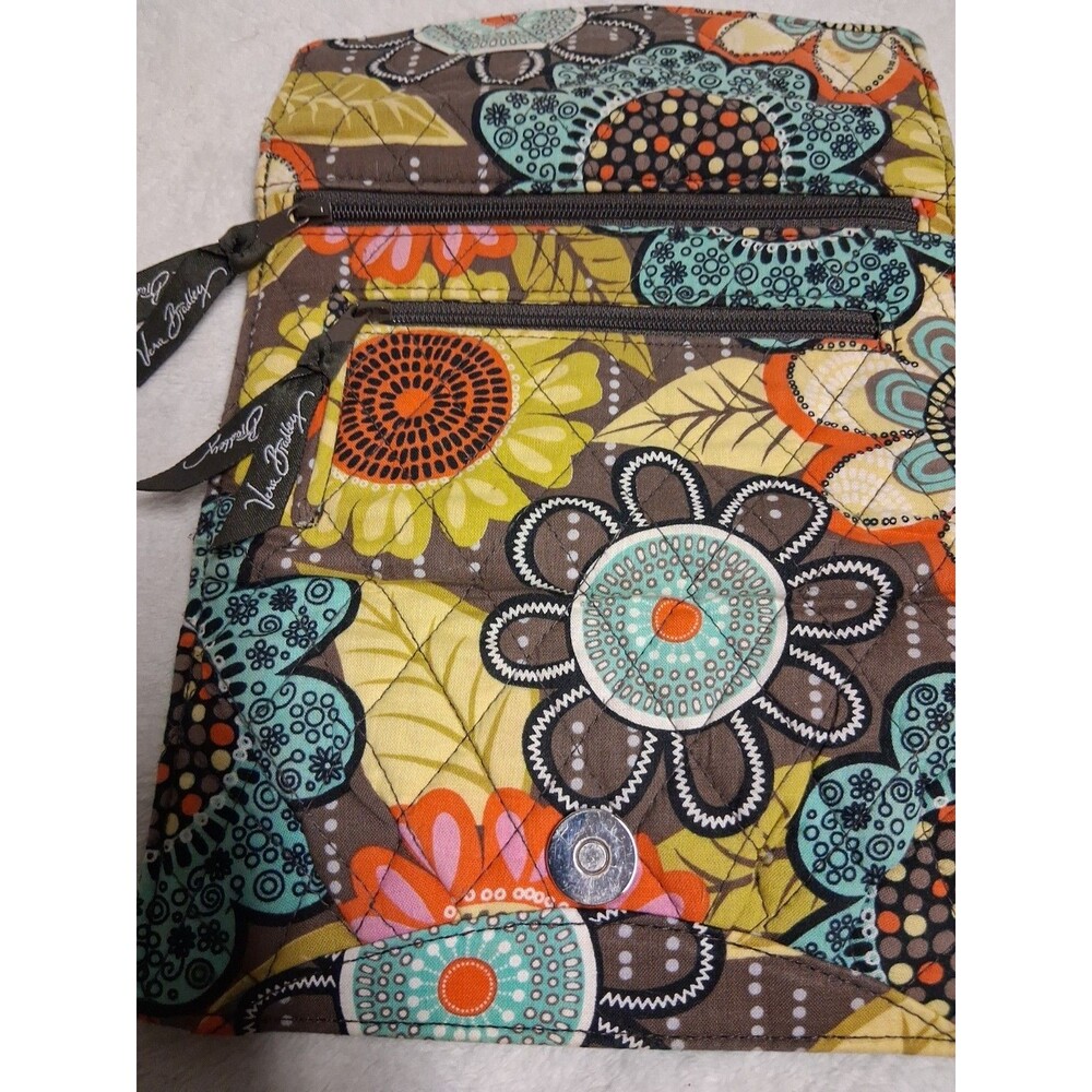 Vera Bradley Trifold Wallet in Flower Shower Boho Hippie - Picture 5 of 5